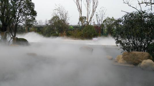 人造霧對(duì)景觀有什么裝飾設(shè)計(jì)功效？